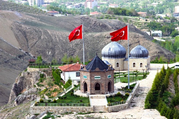 MALATYA KÜLTÜR YOLU FESTİVALİ İKİ ÖNEMLİ AÇILIŞLA BAŞLADI! YENİLENEN MALATYA ARKEOLOJİ MÜZESİ ZİYARETÇİLERİYLE BULUŞTU
